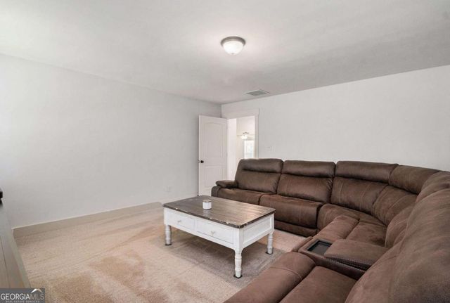 466 Austin Storey Circle, Newnan, GA 30263