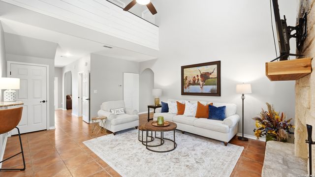 405 Pinnacle Pkwy, New Braunfels, TX 78132