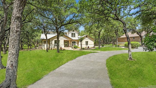 405 Pinnacle Pkwy, New Braunfels, TX 78132