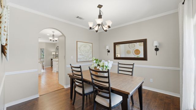 405 Pinnacle Pkwy, New Braunfels, TX 78132