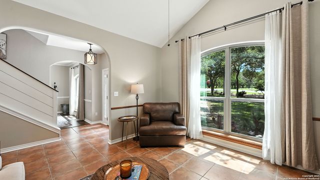 405 Pinnacle Pkwy, New Braunfels, TX 78132