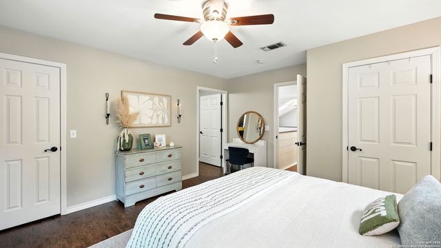 405 Pinnacle Pkwy, New Braunfels, TX 78132