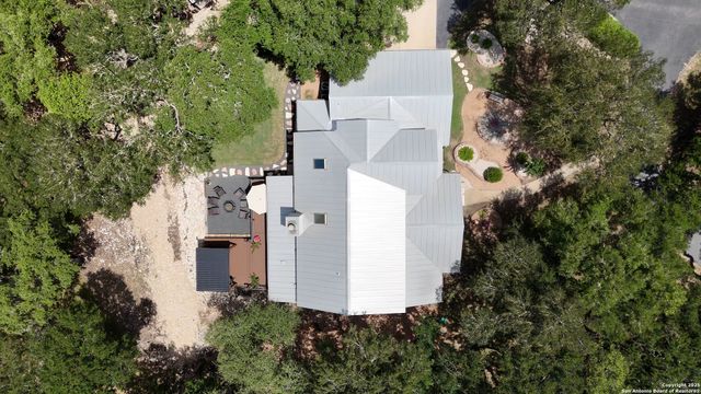 405 Pinnacle Pkwy, New Braunfels, TX 78132