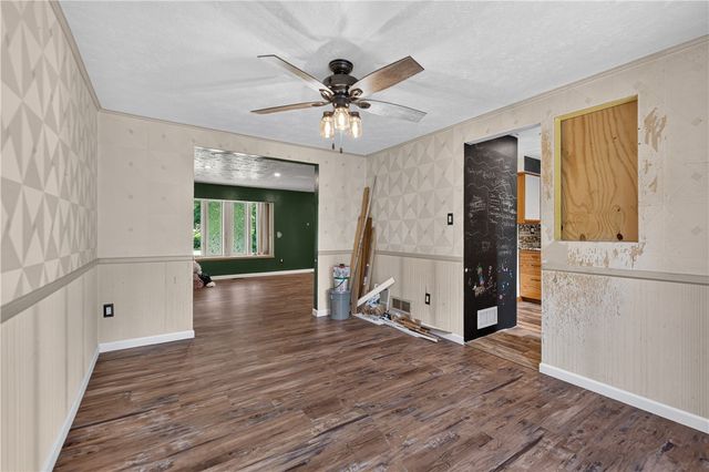 480 Hunting Creek Rd, North Strabane, PA 15317