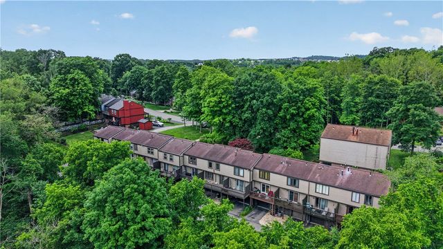 480 Hunting Creek Rd, North Strabane, PA 15317