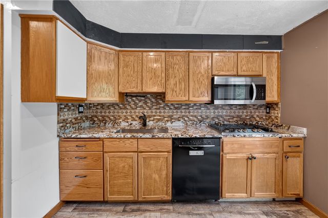 480 Hunting Creek Rd, North Strabane, PA 15317