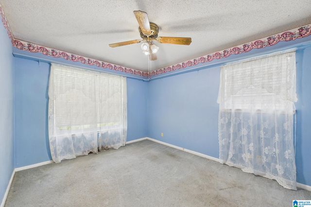 924 CRESTVIEW LANE, Adamsville, AL 35005