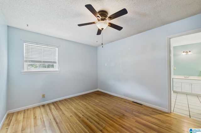 924 CRESTVIEW LANE, Adamsville, AL 35005