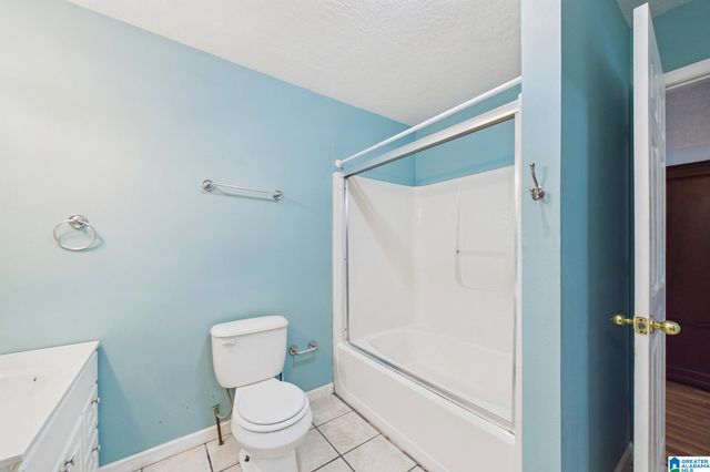 924 CRESTVIEW LANE, Adamsville, AL 35005