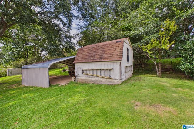924 CRESTVIEW LANE, Adamsville, AL 35005