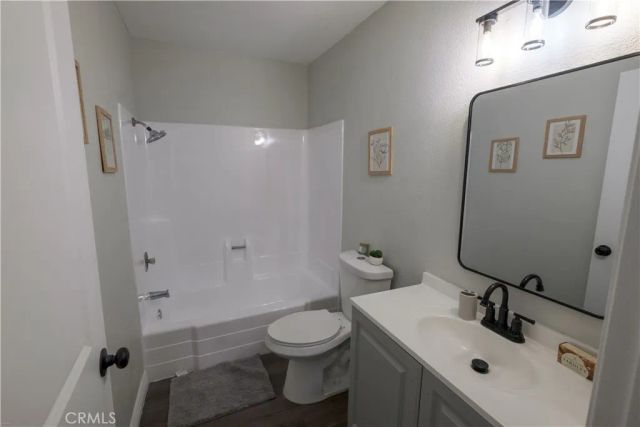 511 D St, Upland, CA 91786