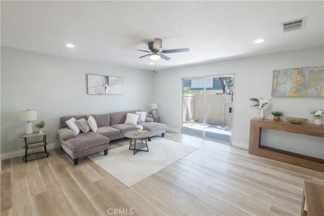 511 D St, Upland, CA 91786