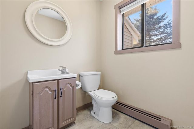 16 Partridge Lane, Milford, CT 06461