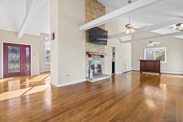 16 Partridge Lane, Milford, CT 06461