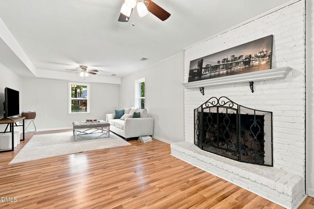 1111 Knollwood Drive, Apex, NC 27502