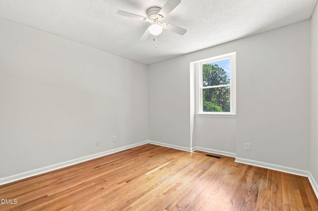 1111 Knollwood Drive, Apex, NC 27502