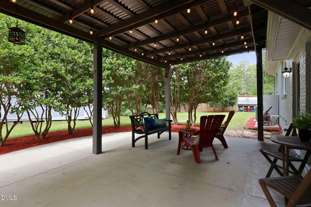 1111 Knollwood Drive, Apex, NC 27502