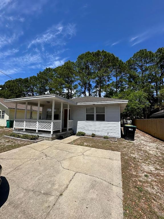 324 Michael Court, Mary Esther, FL 32569