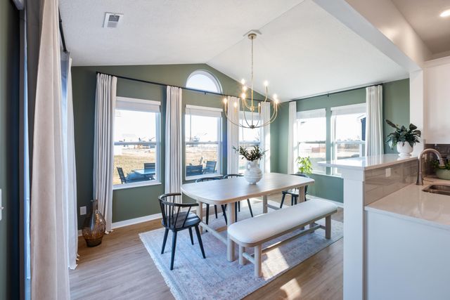 484 Creekside Drive, Commercial Point, OH 43116