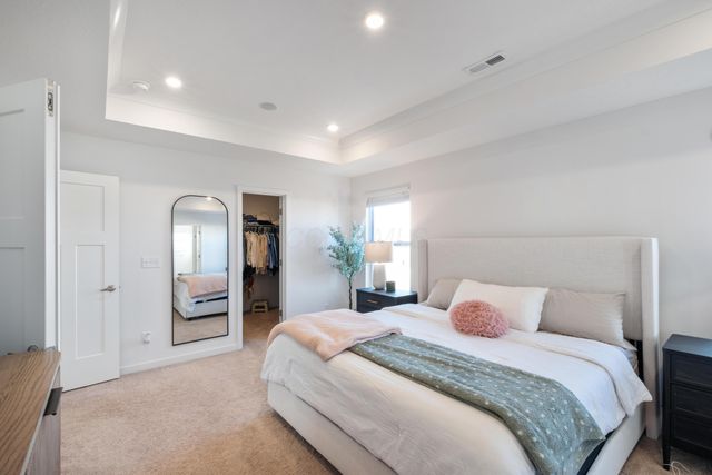 484 Creekside Drive, Commercial Point, OH 43116