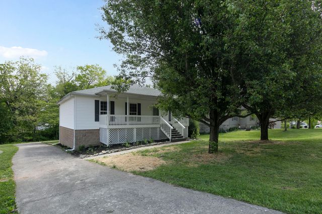 170 W Kentucky Avenue, Junction City, KY 40440