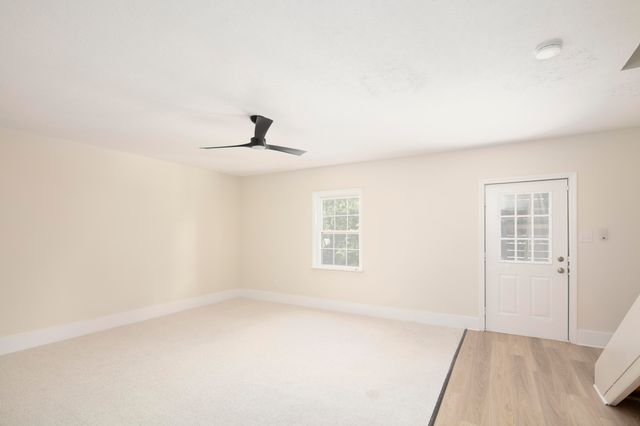 170 W Kentucky Avenue, Junction City, KY 40440