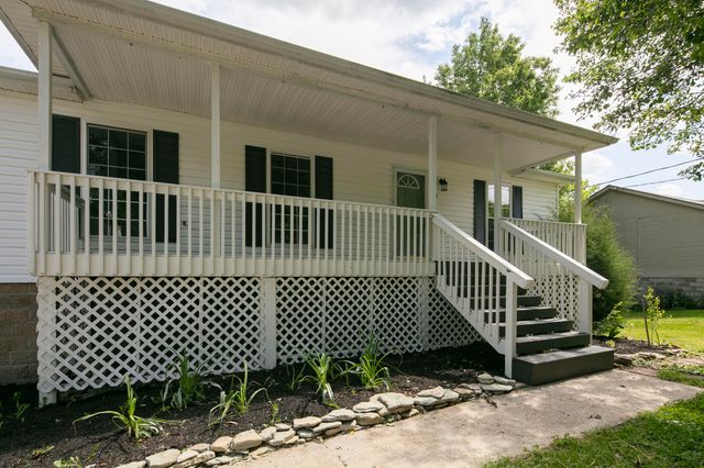 170 W Kentucky Avenue, Junction City, KY 40440