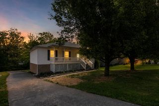 170 W Kentucky Avenue, Junction City, KY 40440