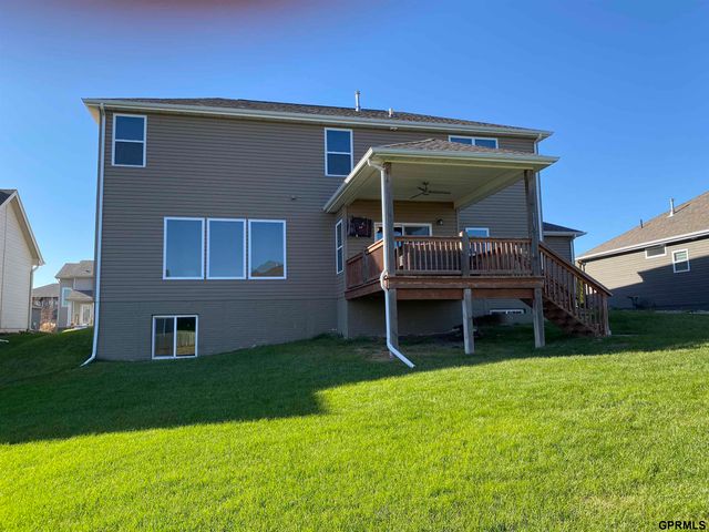 5031 N 209 Street, Elkhorn, NE 68022