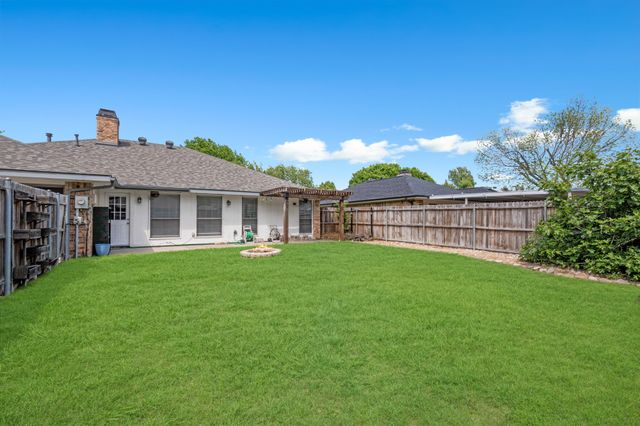 3510 Amber Avenue, Rowlett, TX 75088