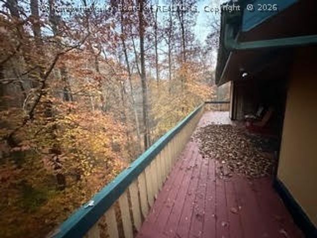 148 Timbercrest Drive, Charleston, WV 25311