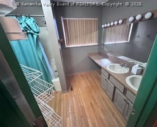 148 Timbercrest Drive, Charleston, WV 25311