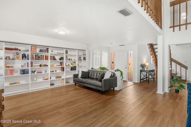 907 Osprey Drive, Melbourne, FL 32940