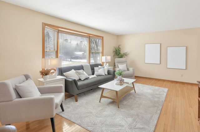 6940 Cleary Place, Prior Lake, MN 55372