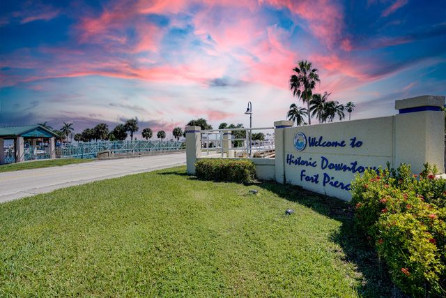 4104 Mariner Oaks Way, Fort Pierce, FL 34946