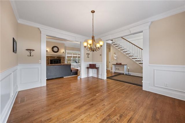 100 Hunting Valley Trail, Cumming, GA 30040