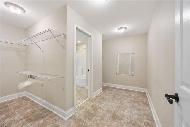 100 Hunting Valley Trail, Cumming, GA 30040