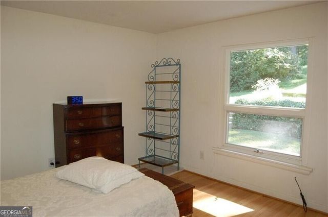 1054 Swathmore Drive NW, Atlanta, GA 30327