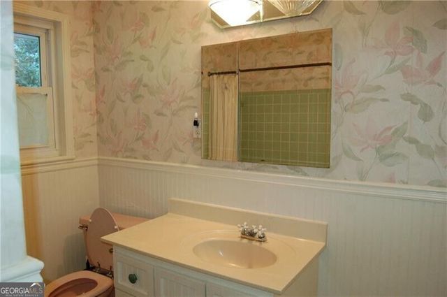 1054 Swathmore Drive NW, Atlanta, GA 30327
