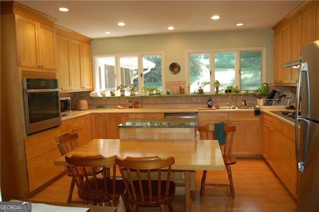 1054 Swathmore Drive NW, Atlanta, GA 30327