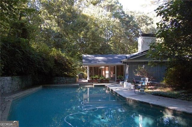 1054 Swathmore Drive NW, Atlanta, GA 30327