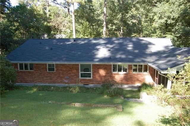 1054 Swathmore Drive NW, Atlanta, GA 30327