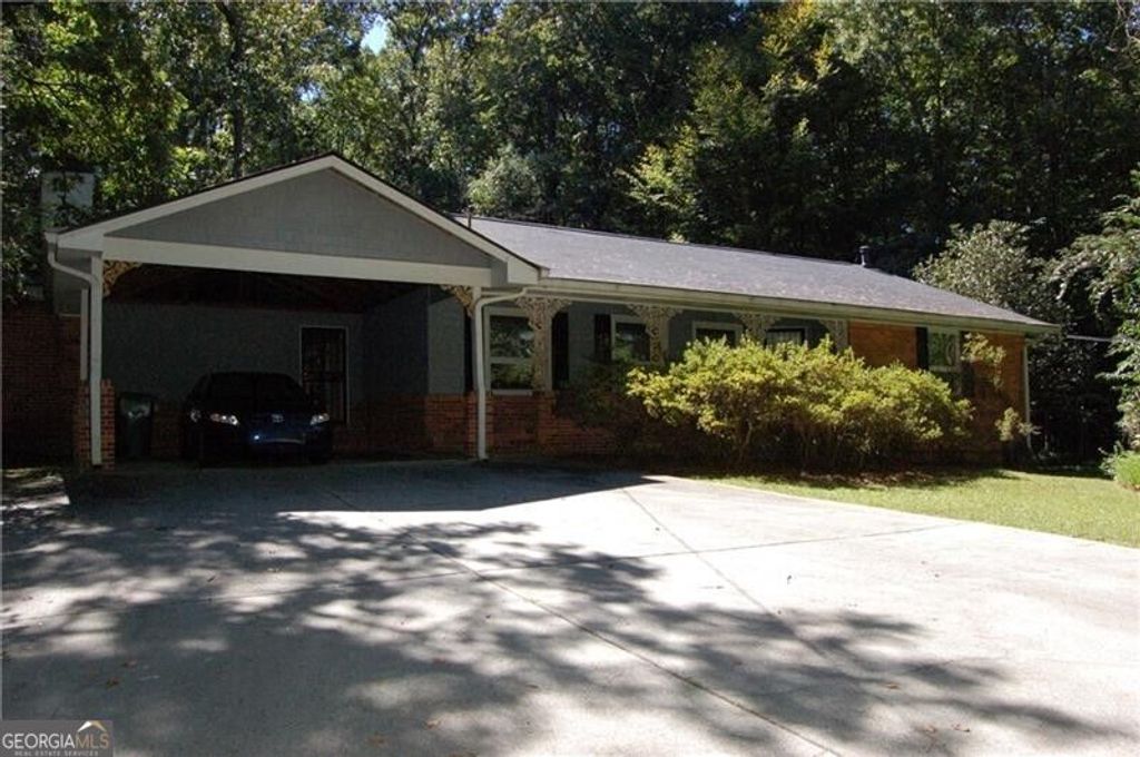 1054 Swathmore Drive NW, Atlanta, GA 30327