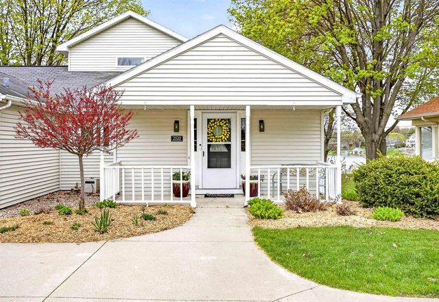 2520 W PALISADES DRIVE, Appleton, WI 54915