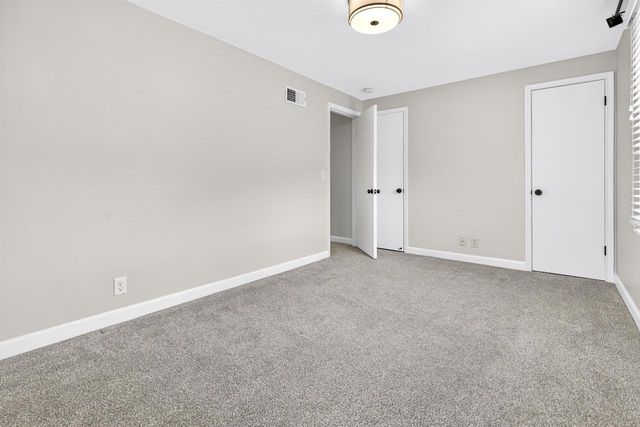 2520 W PALISADES DRIVE, Appleton, WI 54915
