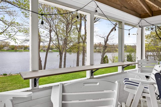 2520 W PALISADES DRIVE, Appleton, WI 54915