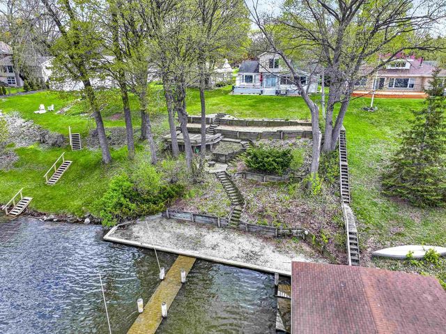 2520 W PALISADES DRIVE, Appleton, WI 54915