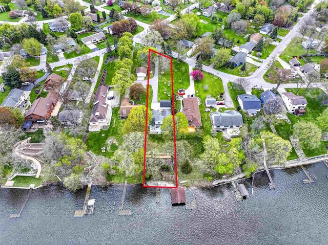 2520 W PALISADES DRIVE, Appleton, WI 54915