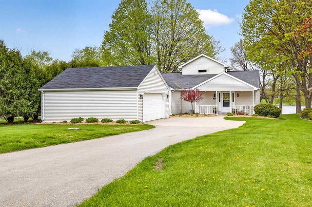 2520 W PALISADES DRIVE, Appleton, WI 54915