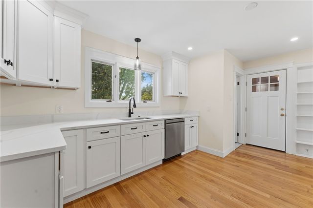 241 Douglas Pike, Smithfield, RI 02917